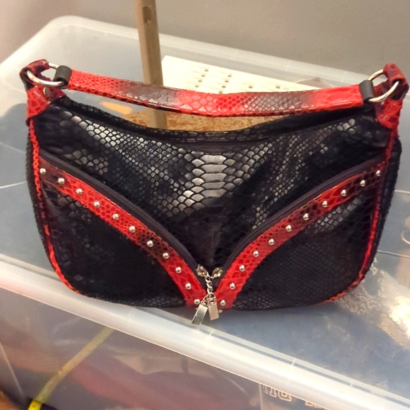 ❤️RARE LEATHER MISS MAK 🖤 - Picture 5 of 10